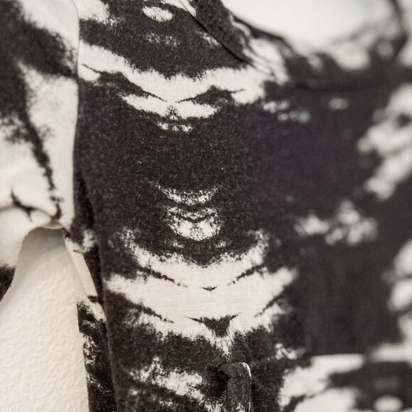 Ready Set Romper Tie Dye Front-Opening Romper - Picture 2 of 4